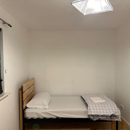 Flat Close To Leagrave Station Luton Airport Exterior photo