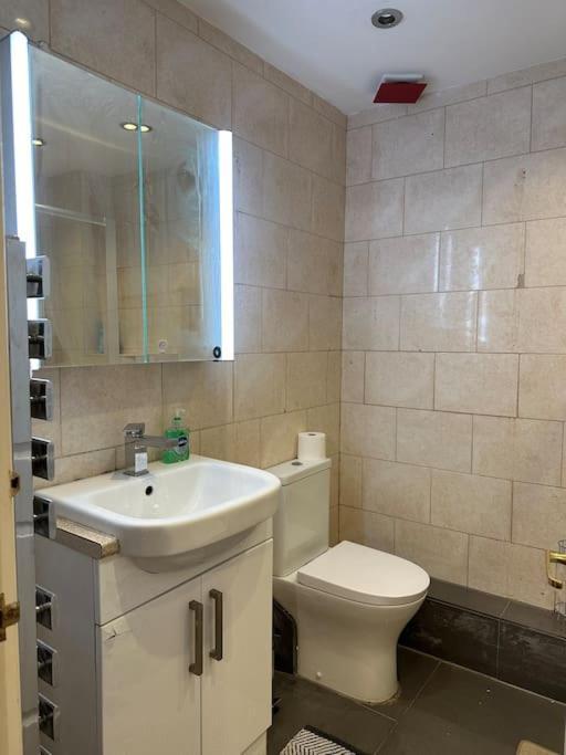 Flat Close To Leagrave Station Luton Airport Exterior photo