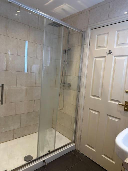 Flat Close To Leagrave Station Luton Airport Exterior photo