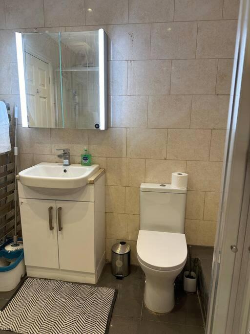 Flat Close To Leagrave Station Luton Airport Exterior photo